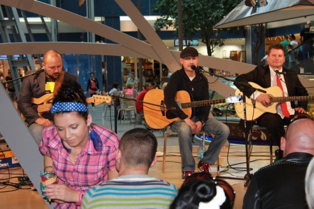 retro-gitary-szczecin-galaxy4