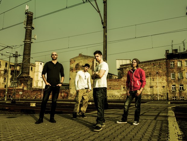 listopad-zespol-koncert-liquid