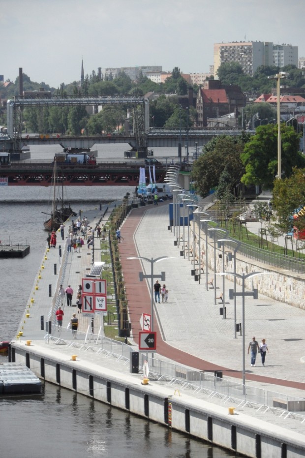 Ujęcie na Bulwar Piastowski