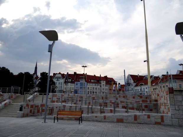 Wejście na Bulwar Piastowski. Autor zdjęcia: Marek Frenger