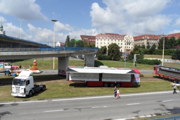 Tutaj też będzie wesołe miasteczko. 